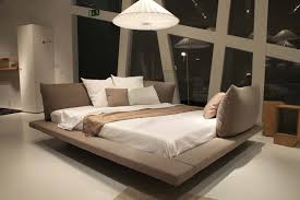 Maly Bett 2