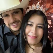 Manuel Botello's Instagram, Twitter & Facebook