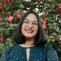 Alisa Thomas's Instagram, Twitter & Facebook