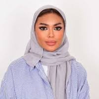 Sarah Hamad's Instagram, Twitter & Facebook