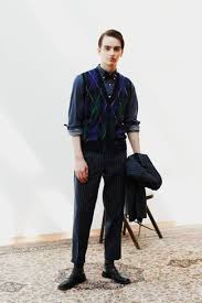 Vendita online abbigliamento ragazzo prezzi convenienti spedizioni gratuite sopra 59 euro pagamenti sicuri online !! Moda Ragazzo Adolescente In Modo Formale 23 Outfit Lookastic