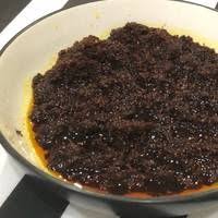 Fried chicken (see ayam goreng), lightly smashed using a pestle in a mortar laced with sambal. 140 Sambal Ideas Sambal Sambal Recipe Indonesian Food