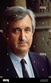 Vicente Aragon's Instagram, Twitter & Facebook