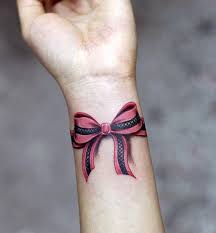 For girls with substance, these small tattoo ideas for girls can be a motivation to turn hardships into opportunities. 40 Cute Tiny Tattoo Ideas For Girls Buzz16