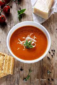 Supă cremă de roşii coapte. Supa Crema De Rosii Cu Busuioc Si Parmezan Retete Laura Adamache