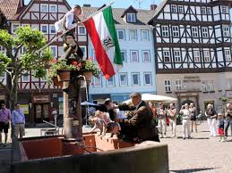 Unser restaurant & café rotes haus liegt im herzen der altstadt von witzenhausen. Fuxentaufe Unter Polizeischutz Witzenhausen