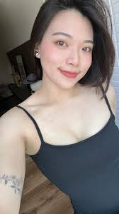 最近發現自己黑眼圈越來越重以前化妝都沒在遮黑眼圈最近都要開始遮黑眼圈黑眼圈是跟著年齡擴大範圍的嗎… 黑眼圈