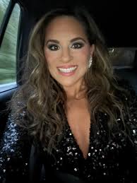 Break a leg!! You look gorgeous!!!