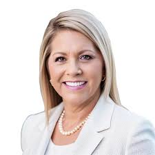 Mobile Notary Gold Country, Auburn, Meadow Vista, Rocklin, Roseville CA