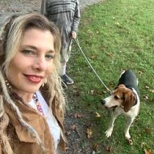 Dee Hoover's Instagram, Twitter & Facebook