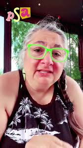 DON’T ARGUE WITH ME. 😂 #HOTDOGS #bologna #COOKOUT #pollybreacts  #itsmepollyb #comedy #bbqfacts