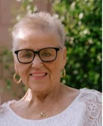 Class of 1963 Class Officers John Yeager, President Tom Dean, Vice  President Betty Martin, Secretary/ Treasurer Diane Gardner, Valedictorian  Janice Hollar, Valedictorian Thomas Dean, Salutatorian Susan Hartman,  Homecoming Queen Class Motto