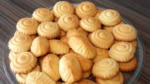 طريقة عمل قراص بعجوة بالطحين رائعات عم يدوبو بالتم دوابان بنصحكن فيهن وصفة ممتازة Youtube Food Arabic Sweets Breakfast