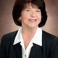 Connie Cole licensed real estate agent in Hanover PA