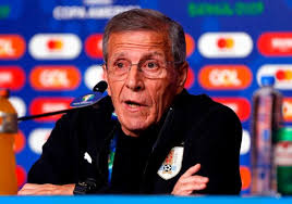 La terrible descalificación de darío silva hacia el maestro tabárez: Tabarez Japon Viene Con Una Seleccion Acorde A Sus Objetivos