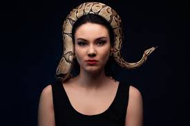 Whether you're looking for love close to home or on the search for your dream lady from further afield, meeting and getting to know these beautiful women is not without its challenges. Dreams About Snakes