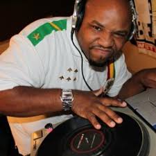 Stream Room for Relations