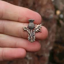 kilt pin brooch