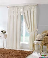 ديكورات آخر صيحه من ستائر غرف النوم باللون البيج لاحلى عروسين