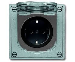 Unterputz steckdosen werden in der regel in unterputzdosen im mauerwerk oder bei hohlwanddosen in trockenbauwänden, eingebaut. Busch Jaeger Schukosteckdose 20 Efdb2 Ab 59 19 Preisvergleich Bei Idealo De