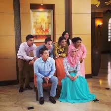 Amar, ayda jebat as eryna hazwan and nazrief nazri as azlan. Suami Sebelah Rumah Home Facebook