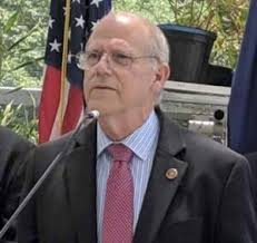 Battling cancer, Ruff resigns Senate seat