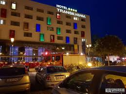 Check spelling or type a new query. Foto Video ExerciÈiu Incendiu La Hotel Transilvania Din Alba Iulia Pompierii Intervin Pentru Salvarea Unei Persoane Ziarul Unirea