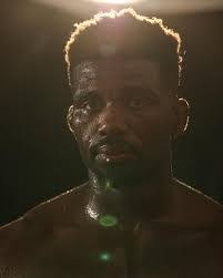 Lisa Mongelli's Instagram, Twitter & Facebook