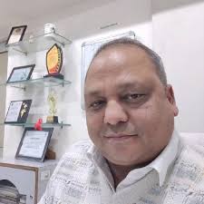 Officially finished with my internal medicine residency as of today, as I  handed in my badge and pager! On to my next chapter as an attending  internal medicine physician in primary care