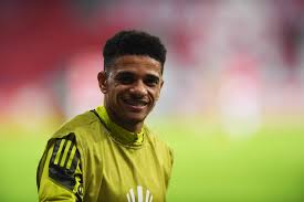 Maybe you would like to learn more about one of these? Taison Pode Comecar Como Titular Contra O Olimpia Mercado Do Futebol