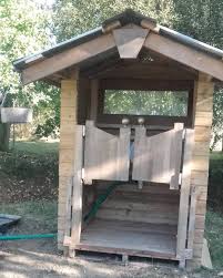 Urinoir Style Western En Bois Et Acier Avec Portes Va Et Vient Plus Disponible Urinoir Portes Toilettes Wc Toilets Wood Acier Metal Woodwork Woodwor