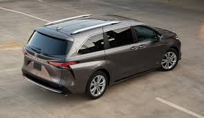 Find a new sienna at a toyota dealership near you, or build & price your own toyota vehicles with mobility services' adaptive equipment are modified by a third party. 2021 Sienna Toyota Rethinks Its Minivan The Green Car Guy