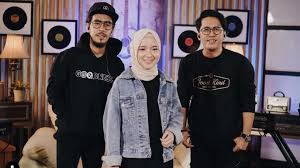 Nasida ria dunia dalam berita. Lirik Lagu Ya Asyiqol Sabyan Gambus Lagu Religi Ciptaan Vokalis Kudus