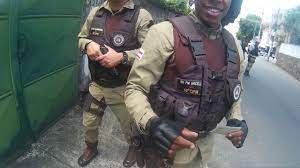 Inclusive, diante do reconhecimento da fundamental hierarquia militar, disse. Abordagem Da Policia Militar Da Bahia Salve Aos Guerreiros Youtube
