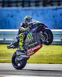 Vr46lover Br On Instagram P4 Vr46 Vr46fans Valentinorossi Thedoctor Thedoctor46 Mot Valentino Rossi Valentino Rossi 46 Racing Bikes