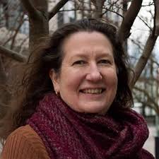 Lori Pillsbury's Instagram, Twitter & Facebook