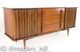 United Furniture Mid Century Walnut 9 Drawer Lowboy Dresser Credenza Buffet Mid Century Furniture Mid Century Modern Bedroom Furniture Furniture