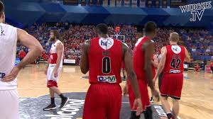 Niels giffey (born 8 june 1991) is a german basketball player who plays for alba berlin of the basketball bundesliga. Huskies Abroad Niels Giffey And Deandre Daniels Mattwemet