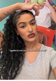Agatha E Filipe Ret Estao Batendo Na Sua Porta