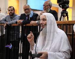 علق محمود حسان شقيق الشيخ محمد حسان، أن شقيقه يمر بوعكة صحية اجري خلالها جراحة كبيرة في جسده، منذ شهور قليلة، لافتًا الى ان محمد حسان سيحضر الجلسة القادمة Imxef Z6qllz M
