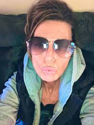 Regina Muth Hickman (@MarcuesP)