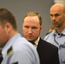 Le 22 juillet 2011.dans un camp d'été organisé par la ligue des jeunes travaillistes, un homme de 32 ans ouvre le feu. Munchen Haus Der Kunst Verhindert Breivik Theaterstuck Welt