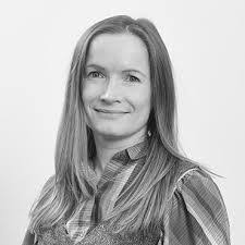 Vicky Saunders's Instagram, Twitter & Facebook