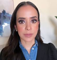 Niltza kobel makeup artist