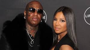 Tamar braxton unveils botched plastic surgery in new tiktok video. Toni Braxton Opens Up About Her 25 Year Old Nose Job The Higher Notes Got Easier Entertainment Tonight