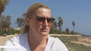 Existenzkampf bei "Goodbye Deutschland"-Mallorca-Auswanderin Angela de Rosa:  So schlägt sich die Gastronomin in Cala Millor nach der Trennung alleine  durch