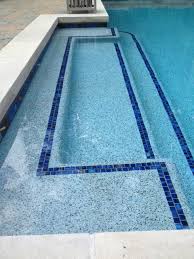 This finish produces a medium blue water color and is comparable to pebblesheen blue surf. Blue Lagoon Pebble Tec Pool Finish Highlight Tile Transitional Swimming Pool Hot Tub Raleigh By Vue Custom Pools Houzz Uk