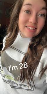 Leah Rayburn's Instagram, Twitter & Facebook