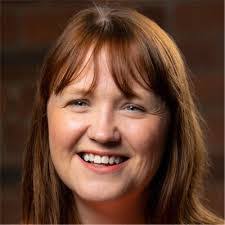 Shelley Radford's Instagram, Twitter & Facebook