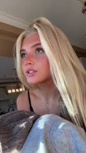 Brooke Lamphere's Instagram, Twitter & Facebook